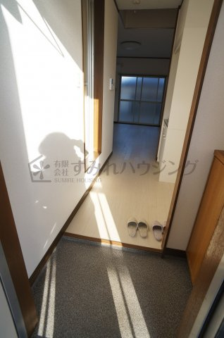 ハイツコメットの玄関|参考、同建物・反転間取りの号室