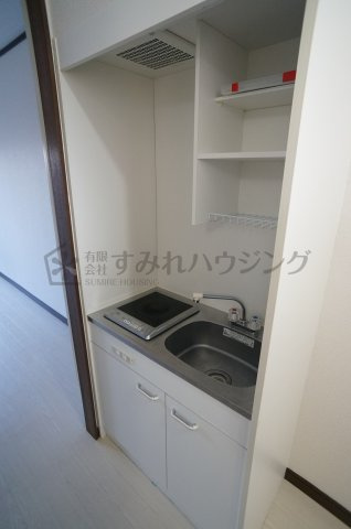 ハイツコメットのキッチン|参考、同建物・反転間取りの号室