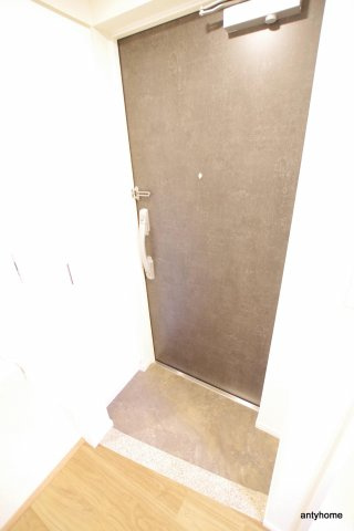 ノルデンタワー南森町プレミアムの玄関