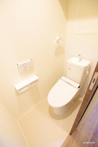 ノルデンタワー南森町プレミアムのトイレ
