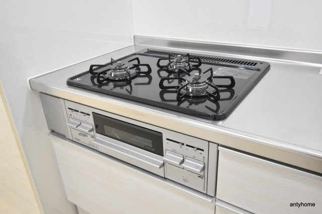 ヒルズ扇町　仲介手数料無料のキッチン