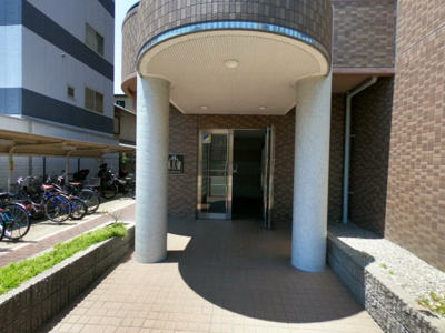 【エントランス】 | リーガル豊崎