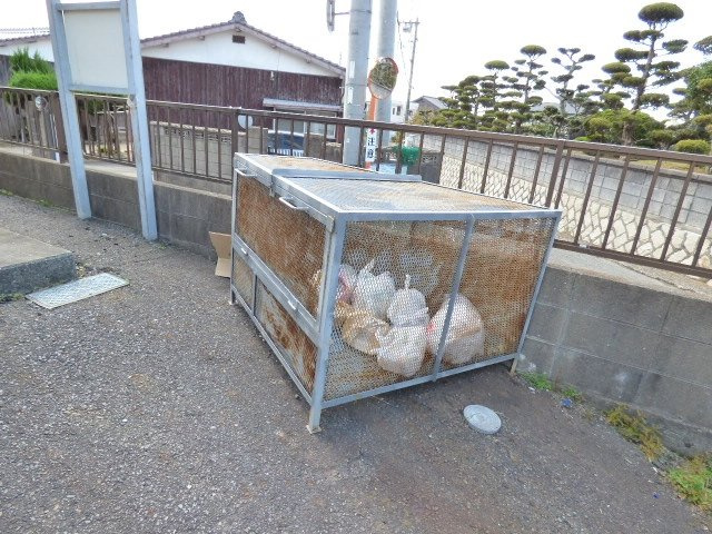 【その他共用部分】 | グリーンパークトキワ　B | 敷地内にゴミ置き場があります