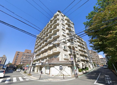 【外観】 | 緑地公園ロイヤルマンション　中古マンション | 【現地写真】
総戸数50戸のマンションです♪