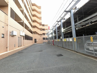 【駐車場】 | 機械式駐車場です。