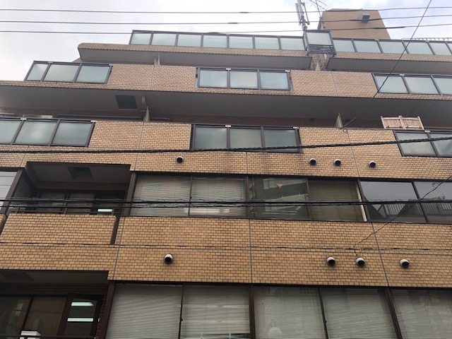 四谷マンションの外観