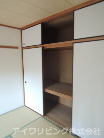 ファミールアビタシオンの収納|押入れ【ファミールアビタシオン】