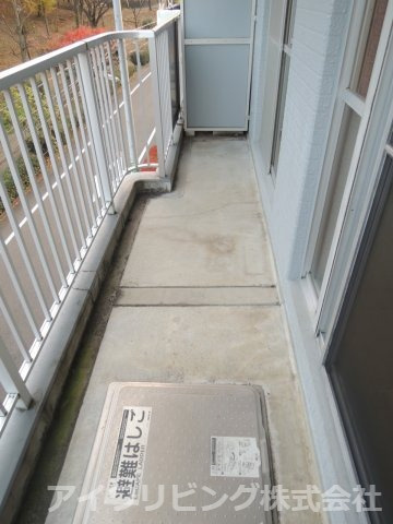 ファミールアビタシオンのバルコニー|【ファミールアビタシオン】