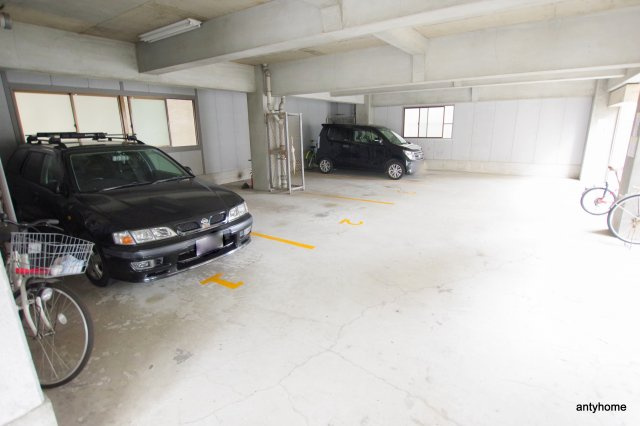 第3北浦ハイツ　仲介手数料無料の駐車場