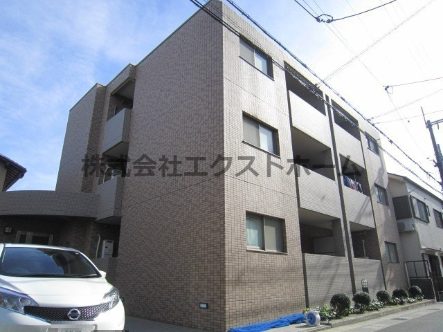 グローリアス長岡京の外観|落ち着いた雰囲気の外観です