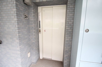 【その他共用部分】 | 日々の生活に欠かせないエレベーターを完備♪