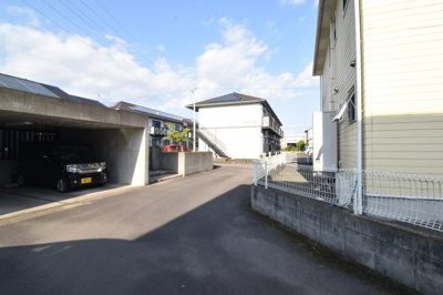 【前面道路含む現地写真】 | 霧島市隼人町小田