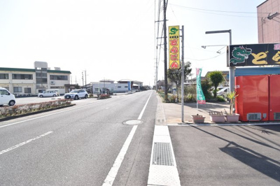 【前面道路含む現地写真】 | 霧島市国分新町1丁目　4番地