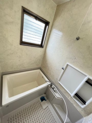 【浴室】 | すずかけ台中野貸家 | 退去前のため現況を優先します
