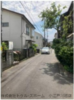 【前面道路含む現地写真】