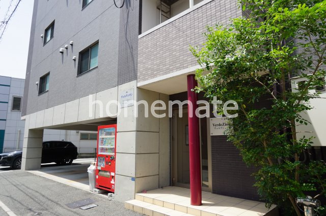 熊本市中央区本山１丁目の賃貸マンションのエントランス