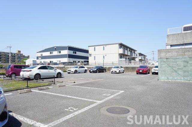 熊本市東区御領８丁目の賃貸マンションの駐車場