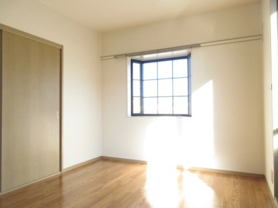 【洋室】 | メゾン・ド・シャルマン