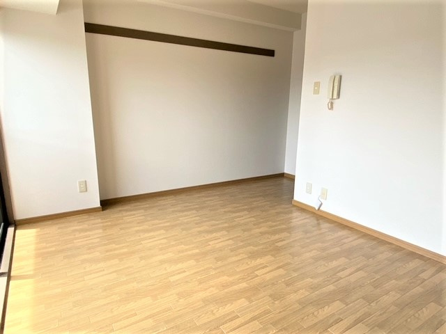 ルミエールSの洋室