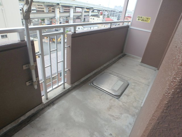 プランテーム吉田のバルコニー