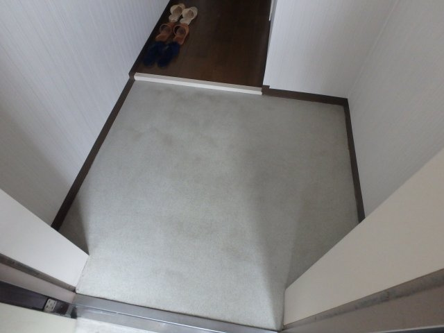 プランテーム吉田の玄関