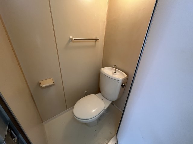 プチメゾン南月見ヶ丘のトイレ