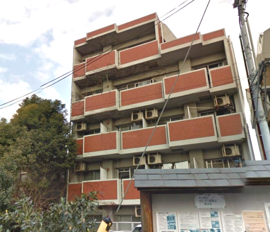 エフワン青木の外観