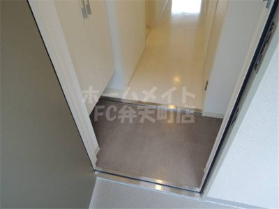 【玄関】 | レジュールアッシュBENTEN | 落ち着いた玄関です