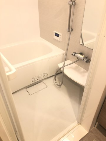 ラ・エスコルテの浴室|ゆったり過ごせるお風呂です