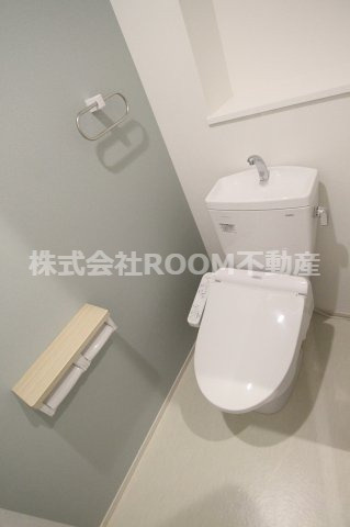 オリノ・リコのトイレ|落ち着いた色調のトイレです