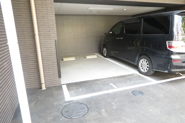 S-GRANZ大阪同心の駐車場