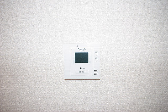 ヴィルヌーブ　Ａ棟（新町）のセキュリティ|モニター付きインターホン