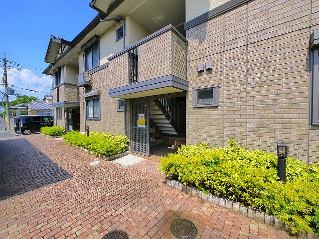 ヴィルヌーブ　Ａ棟（新町）のその他共用部分|入り口