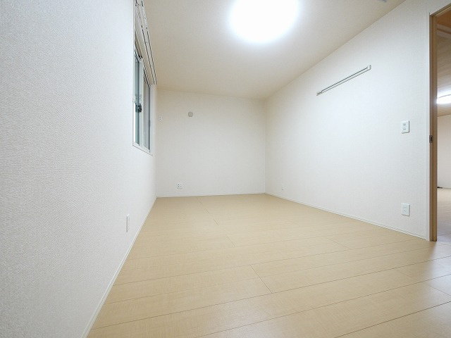 セレッソ　パティオⅡの洋室