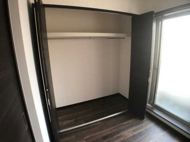 ラージヒル長瀬WESTの収納