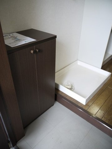 KURIMAマンションの玄関