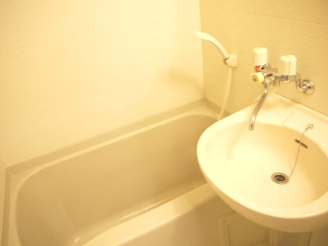 KURIMAマンションの浴室