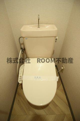 パレス妻ヶ丘のトイレ|ゆったりとした空間のトイレです