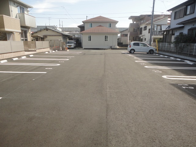 ニューライフつぶく５【キャッシュバック対象】の駐車場