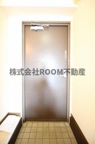 T´ｓマンションの玄関|落ち着いた玄関です