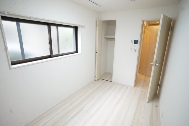 メルディア津田沼の居間・リビング|新築のお部屋です