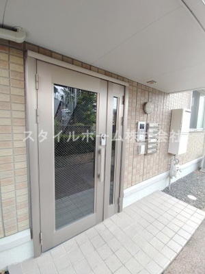 【エントランス】 | パークサイド前田 | 毎日通るエントランスはこのようになっています
