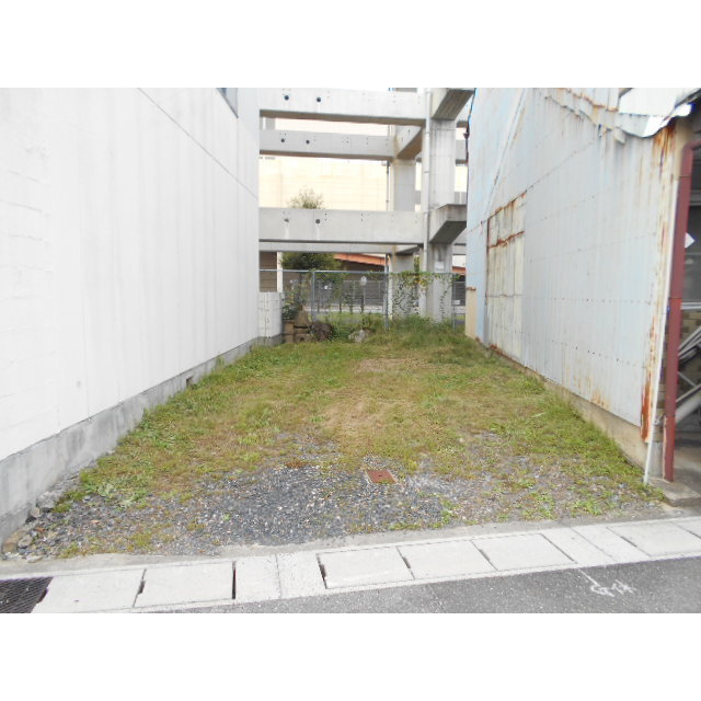 岐阜市久保見町の駐車場の駐車場