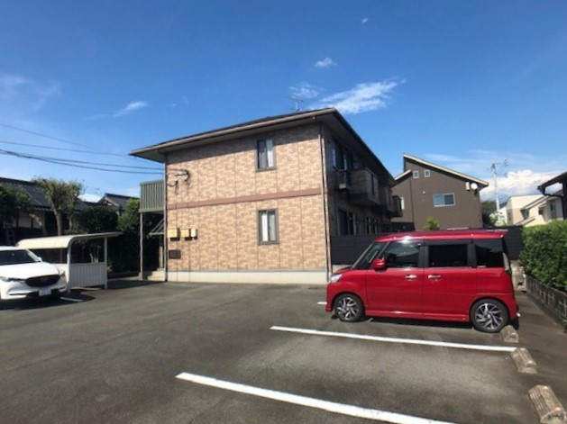 熊本市東区御領５丁目のアパートの外観