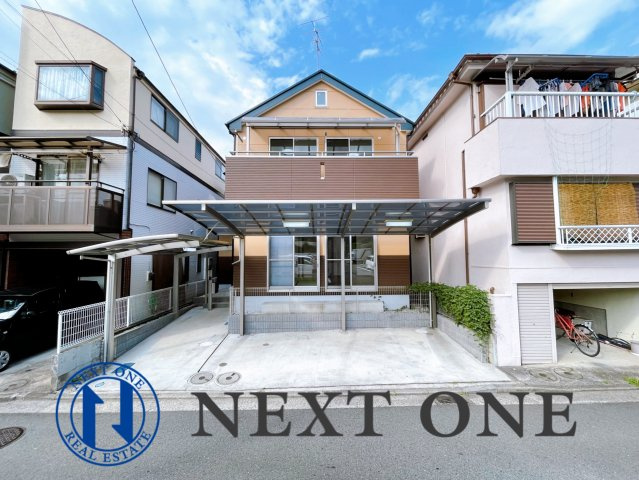 ユニクロ たまプラーザテラス店情報ページ 横浜市都筑区 緑区 港北区の新築戸建て 不動産 Next One株式会社