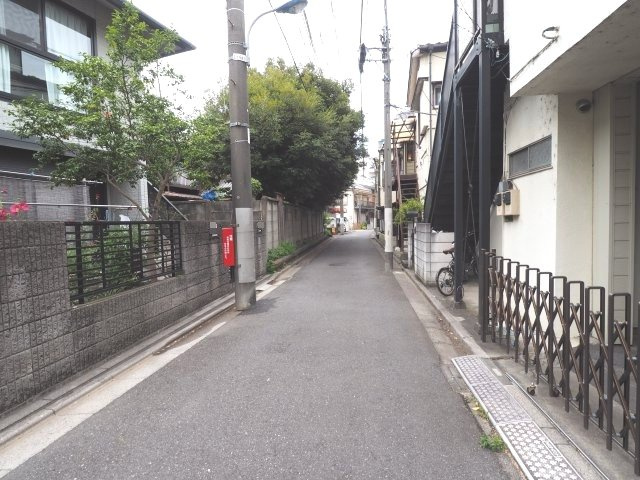 岩渕27-17駐車場