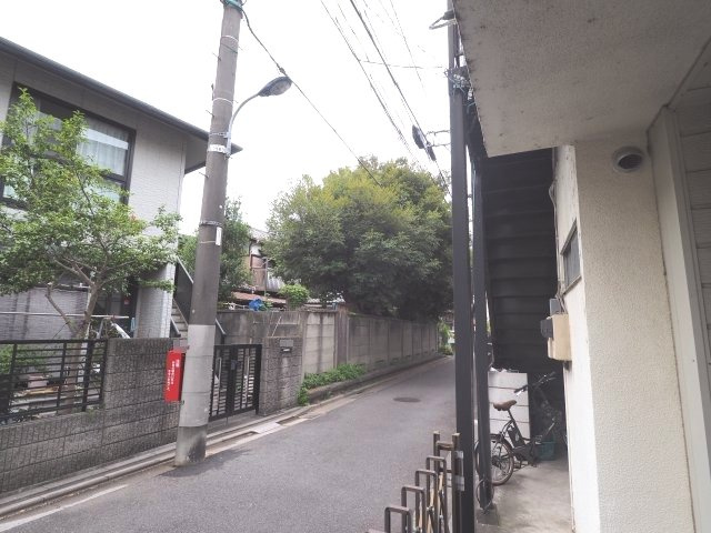 岩渕27-17駐車場