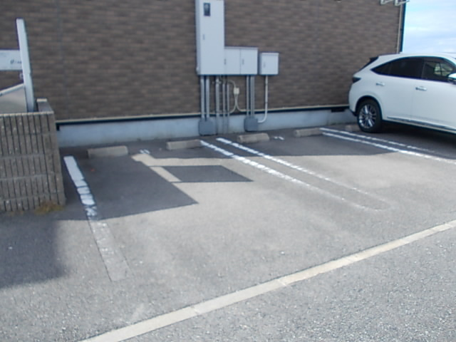 ナーシサスの駐車場