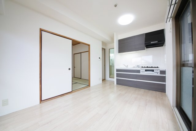 カーサJINの居間・リビング