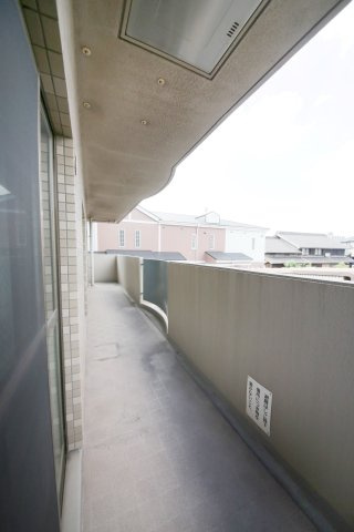 カーサJINのバルコニー